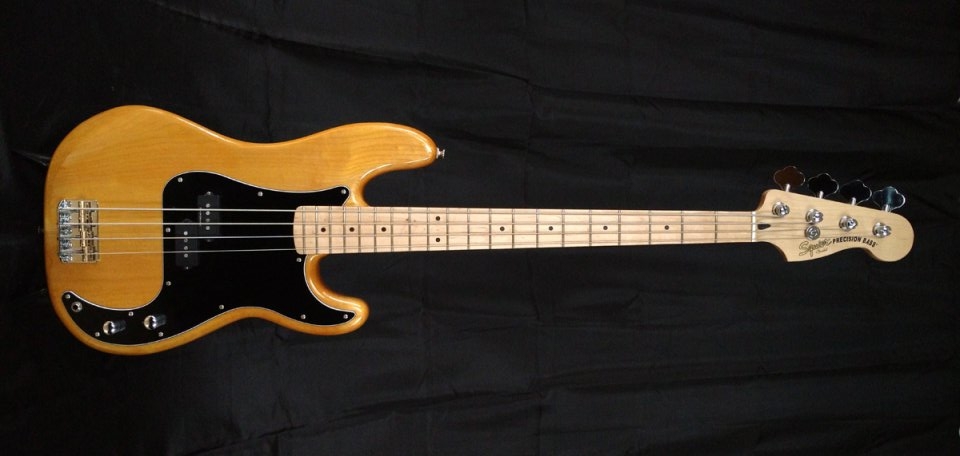 Squier Vintage Modified Precision Bass Amber
