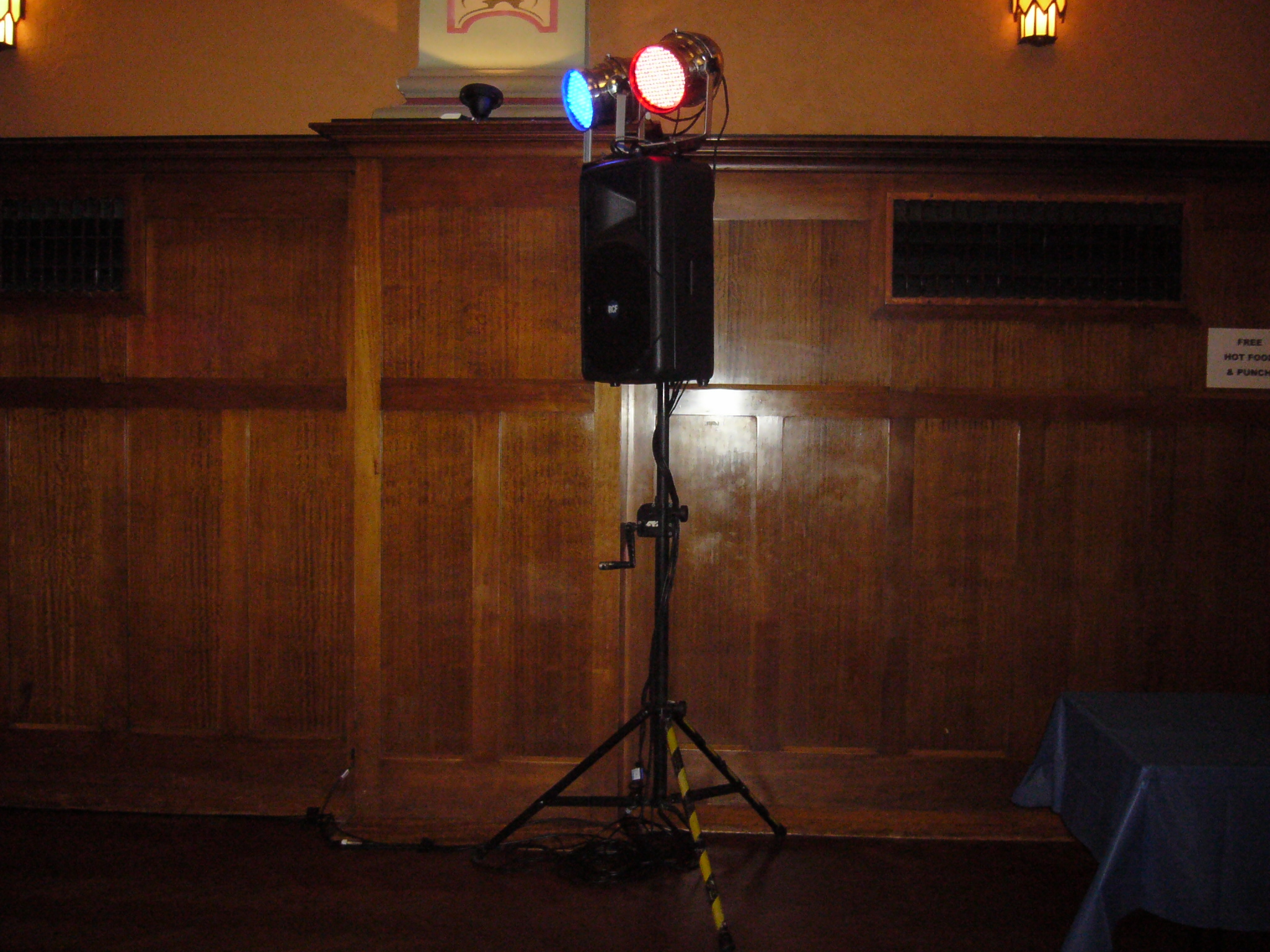 LED-2x3003-mounted-on-speaker30414.jpg