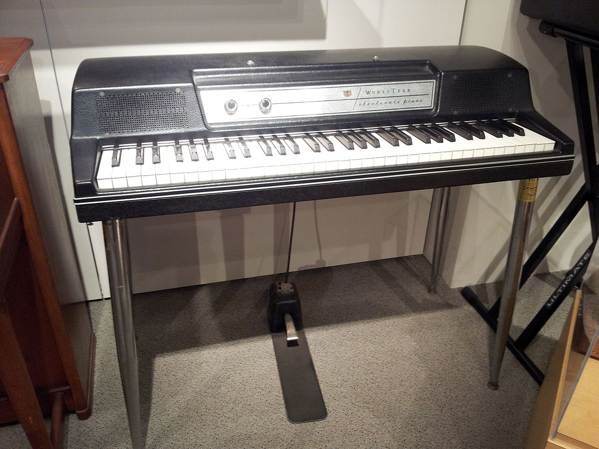 1200px-Wurlitzer_Electronic_Piano_200A%2C_Museum_of_Making_Music.jpg
