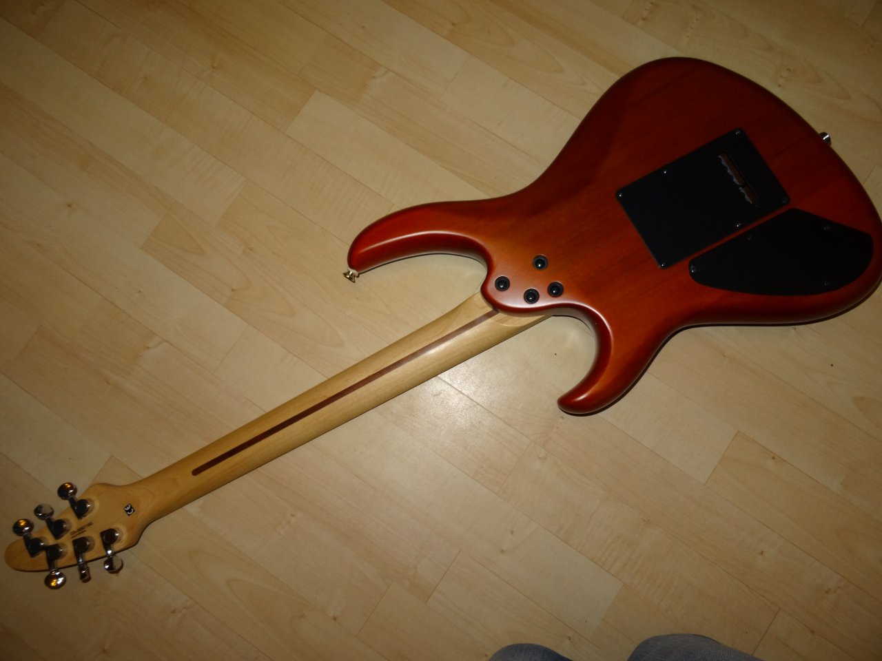 003.JPG