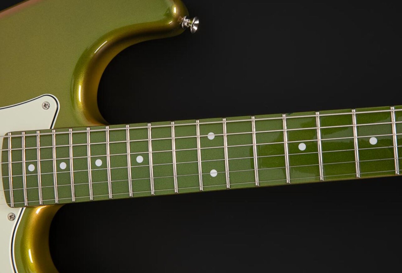 102 Fender Stratocaster MiJ Flip Flop 2014 Bigfoot Guitars 14.JPG