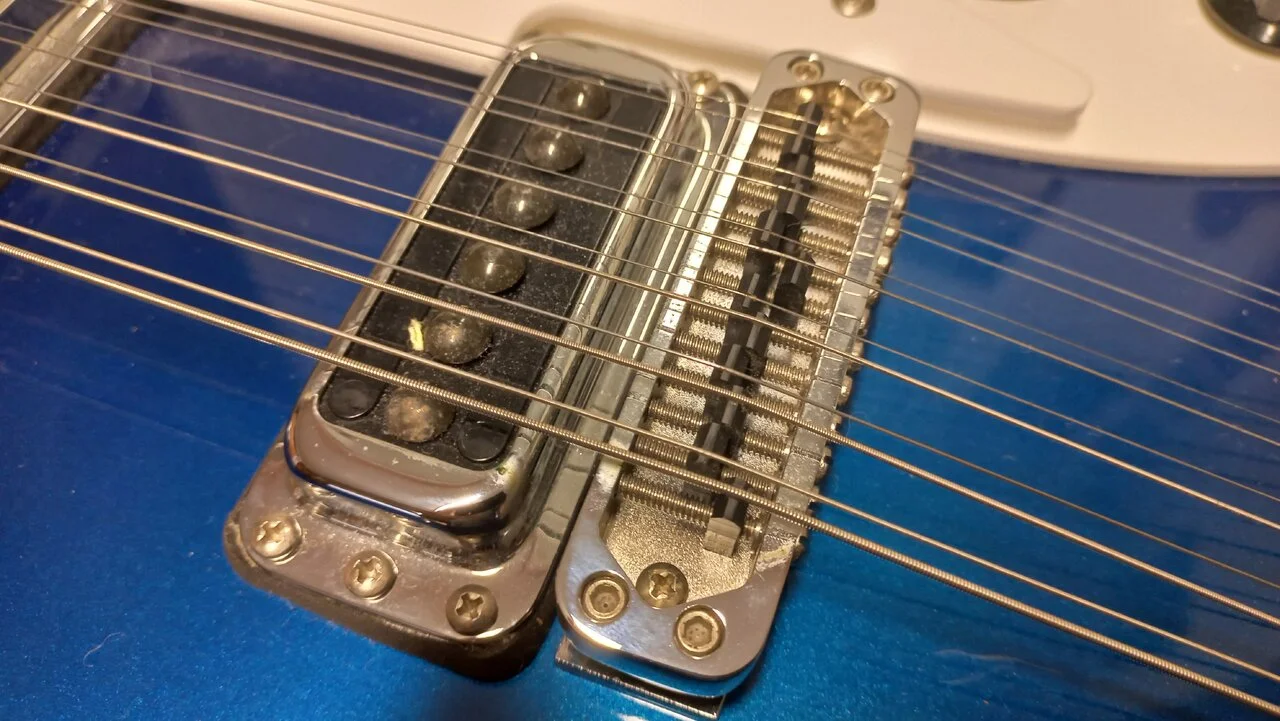 111 Rickenbacker 330-12 12.webp