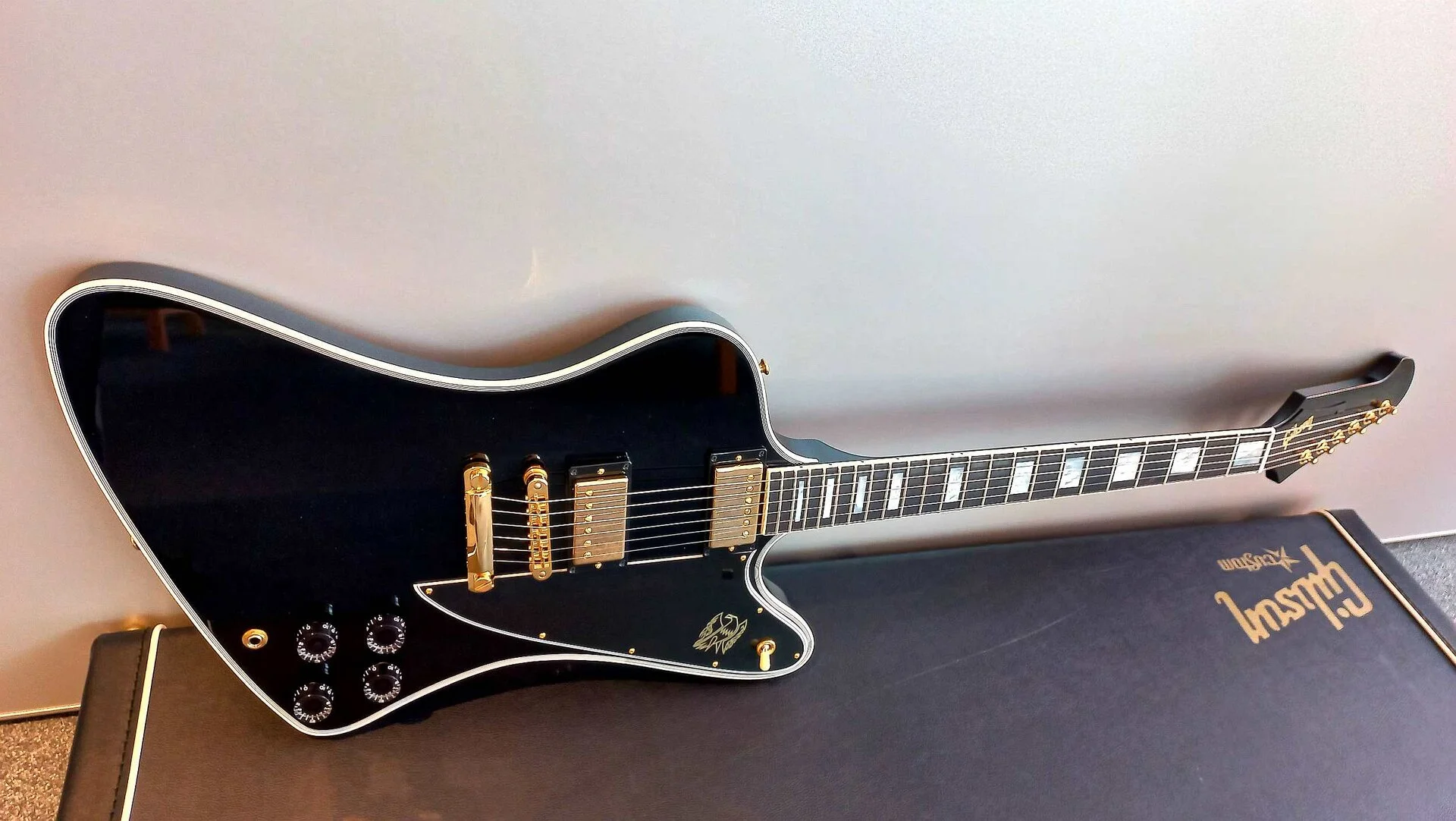 120 Gibson Firebird Custom 12.jpg
