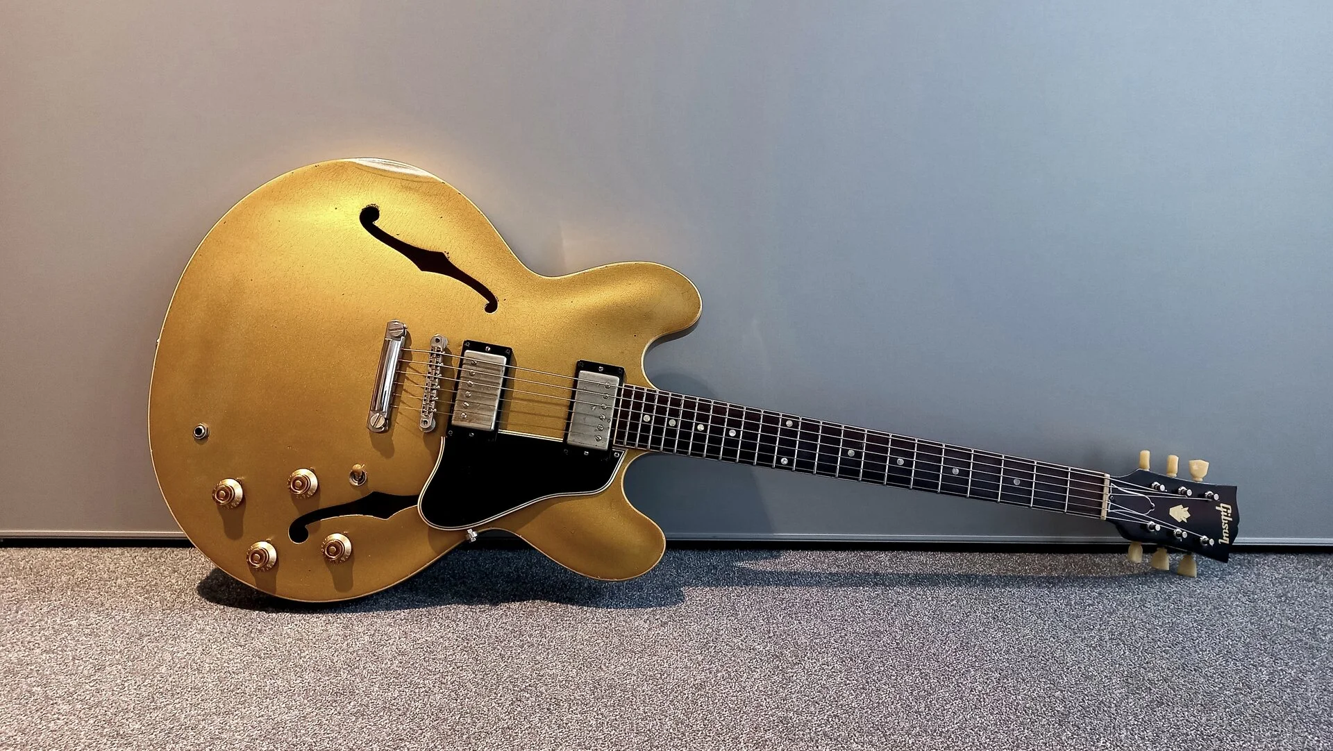 125 Gibson ES 335 Rusty Anderson ref.Goldtop 13.webp