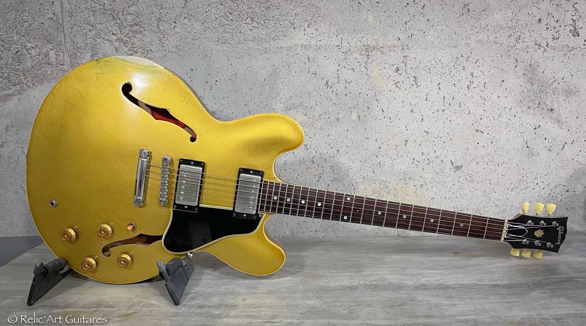 125 Gibson ES 335 Rusty Anderson ref.Goldtop Relic Art 01.jpg