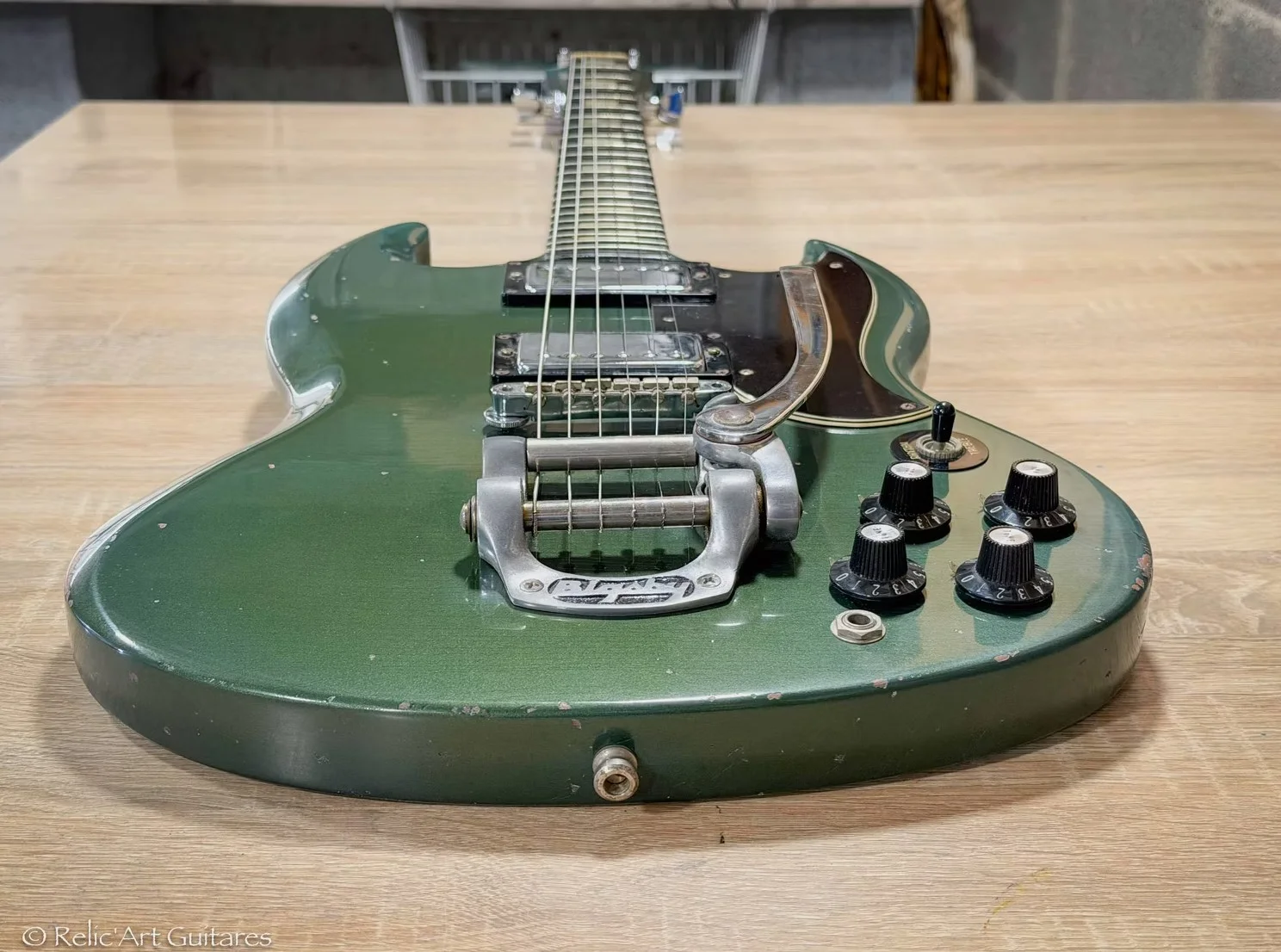 129 Gibson SG Standard 1972 42.webp
