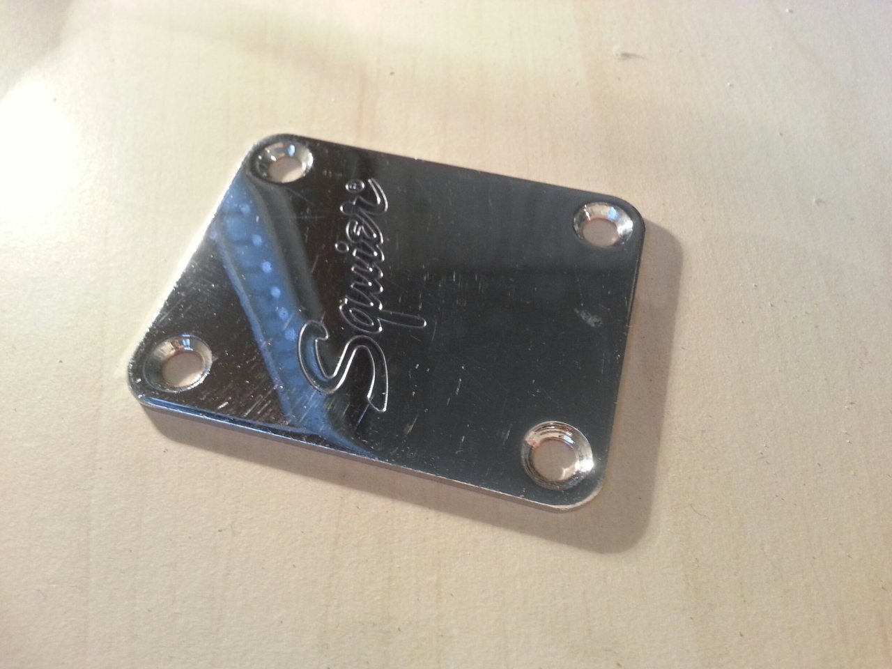 15_Neckplate_nach_Schütteln.jpg