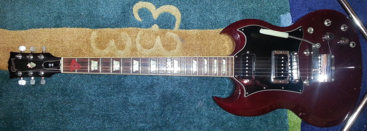 16 Gibson SG Standard weinrot.jpg