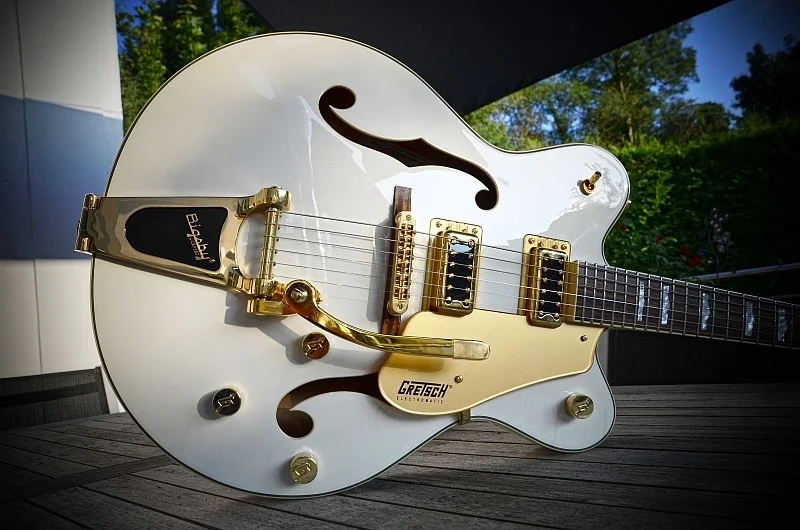16 Gretsch G 5422TG white-gold 22.jpg