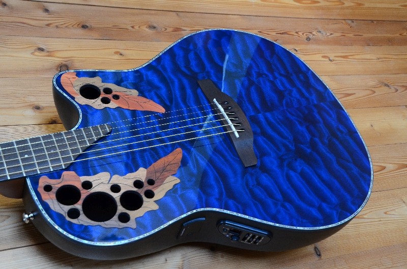 17 Ovation CE44P-8TQ  Celebrity Elite Plus Cutaway 02.jpg