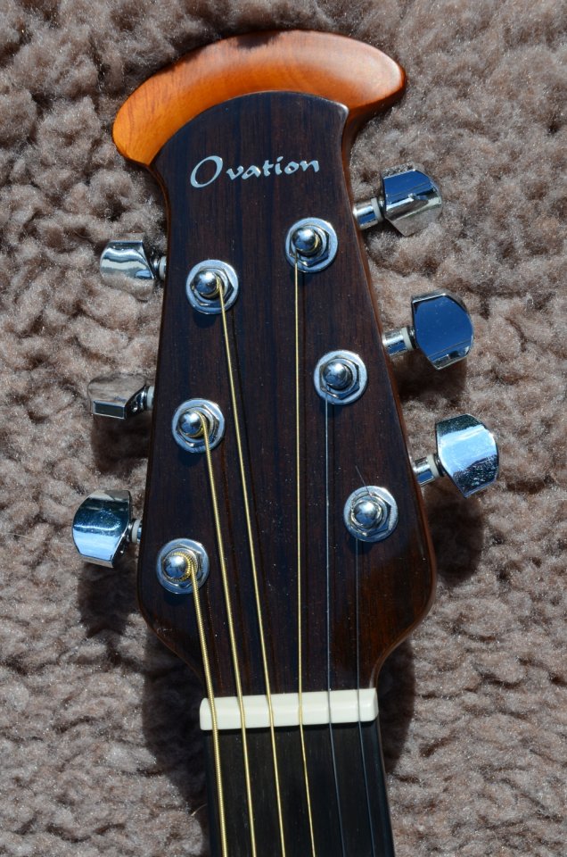 17 Ovation CE44P-8TQ  Celebrity Elite Plus Cutaway 16.jpg