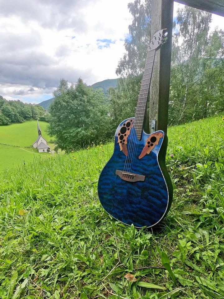 17 Ovation CE44P-8TQ  Celebrity Elite Plus Cutaway 32.jpg