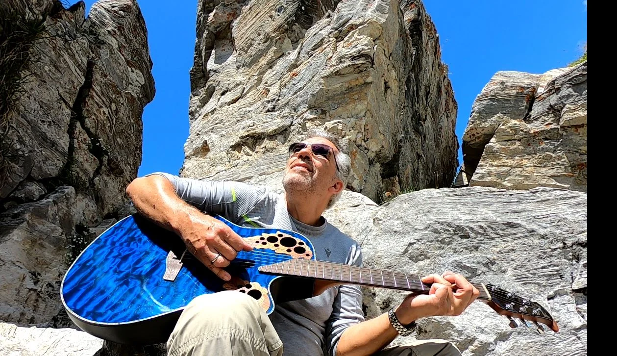 17 Ovation CE44P-8TQ  Celebrity Elite Plus Cutaway 58.JPG