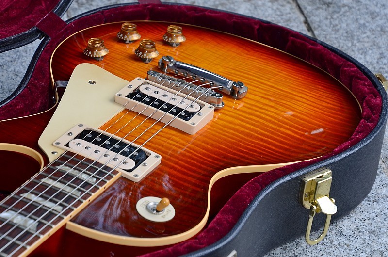 18 Gibson Les Paul Custom Shop R9 Anniversary 2009 99113 rust burst 22_ji.jpg