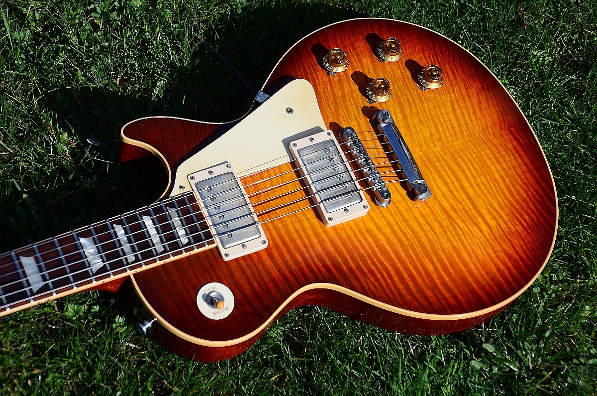 18 Gibson Les Paul Custom Shop R9 Anniversary 2009 99113 rust burst 68.jpg