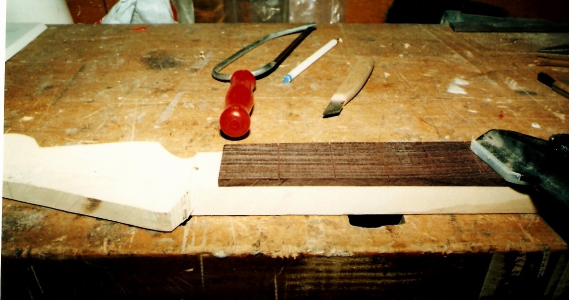 183-0031.jpg