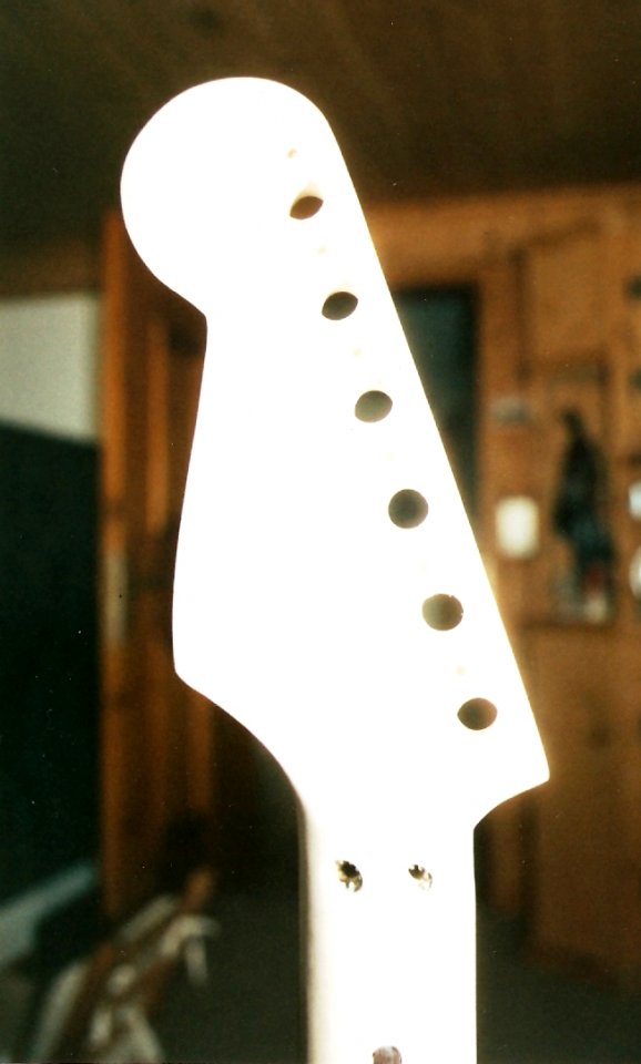 183-0035.jpg