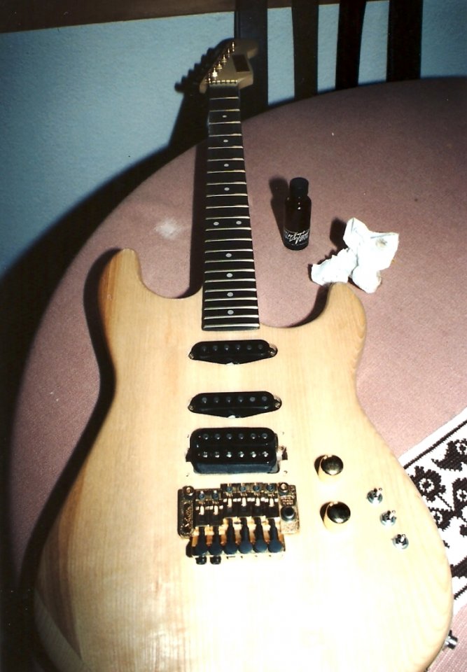 183-0048.jpg