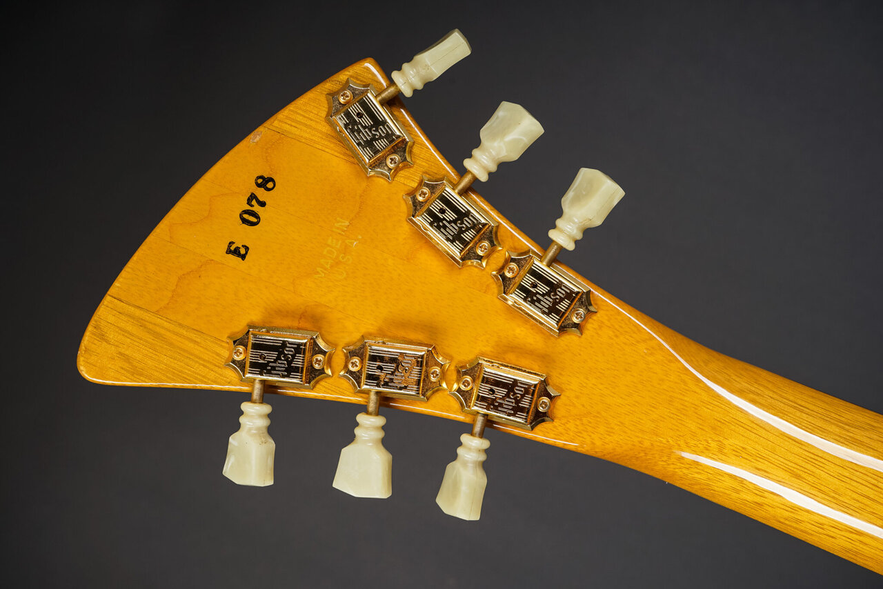 1982-Gibson-Moderne-Korina-E078-4-2048x1366.jpg