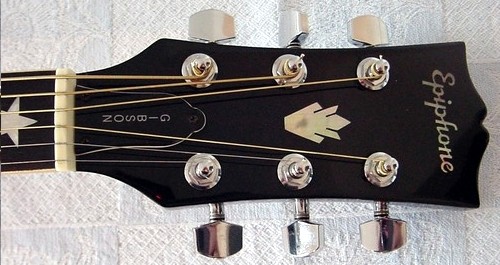 1990SQ180headstock.jpg