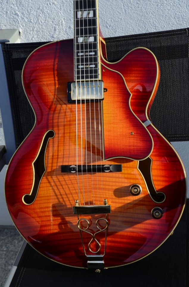 20 Ibanez Artstar AF 151 AWB 29.jpg