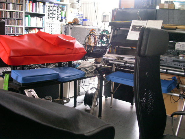 2015-01-15_Studio-mit-coversforall-huellen.jpg