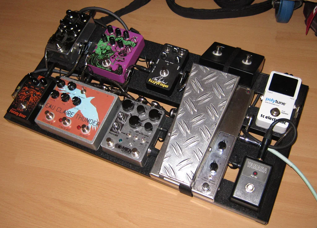 2017-01-18--Mein_Pedalboard.jpg