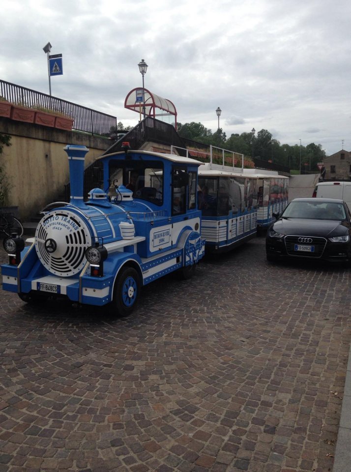 2018-05-01 Ariano Bimmelbahn 01.jpg