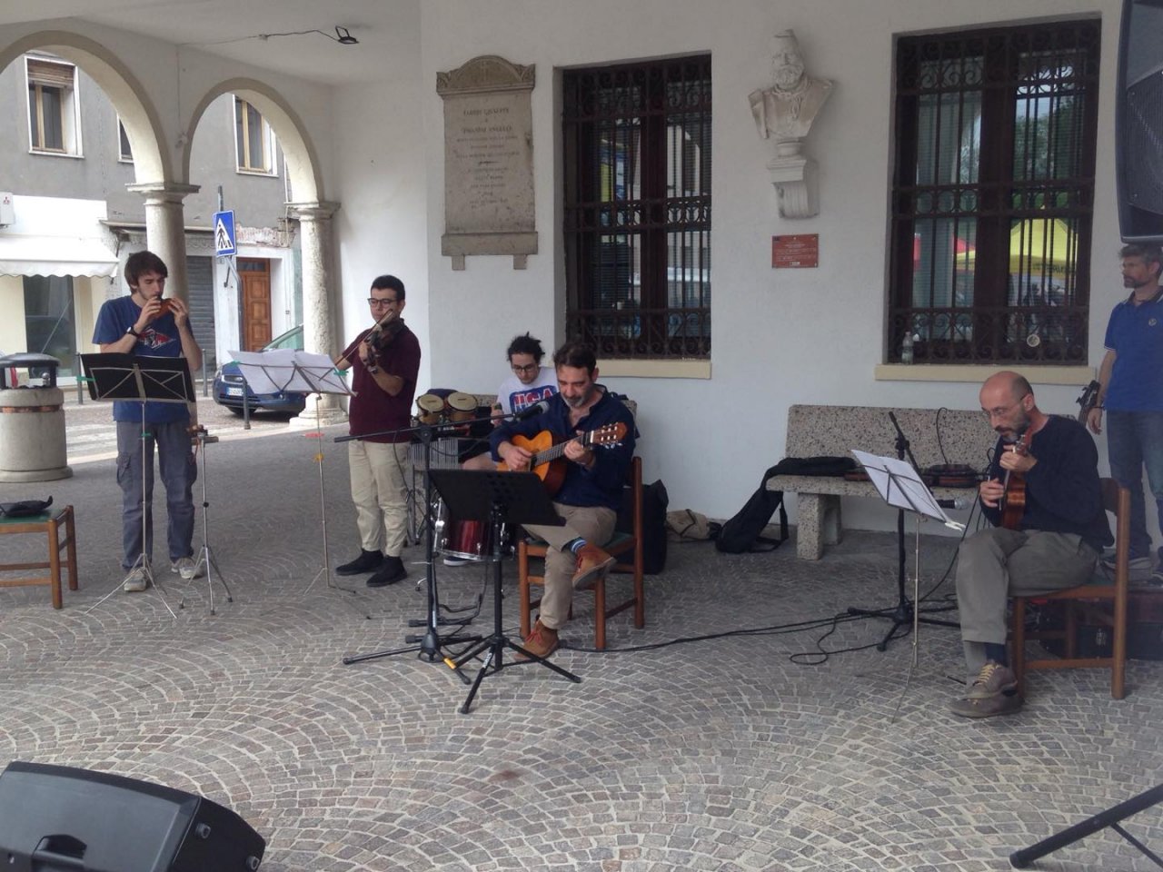 2018-05-01 Ariano Okarina Strings and Percussion von Viki Mor.jpg