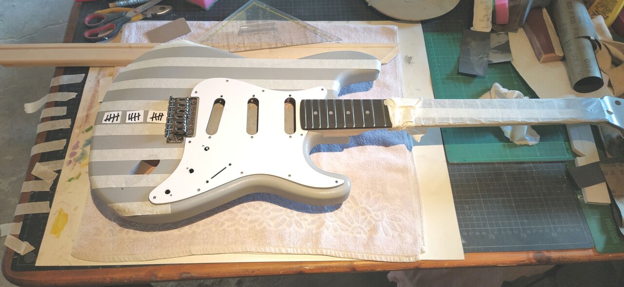 2024-1-knastgitarre.jpg