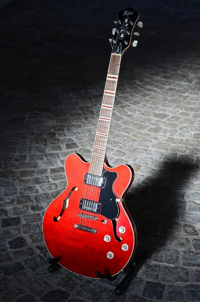 22 Höfner Verythin CT 29.webp