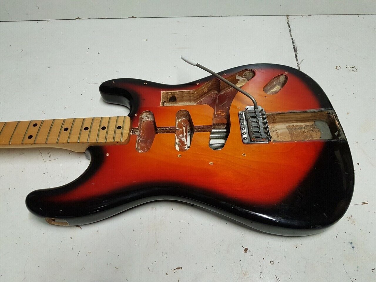2s-l1600.jpg