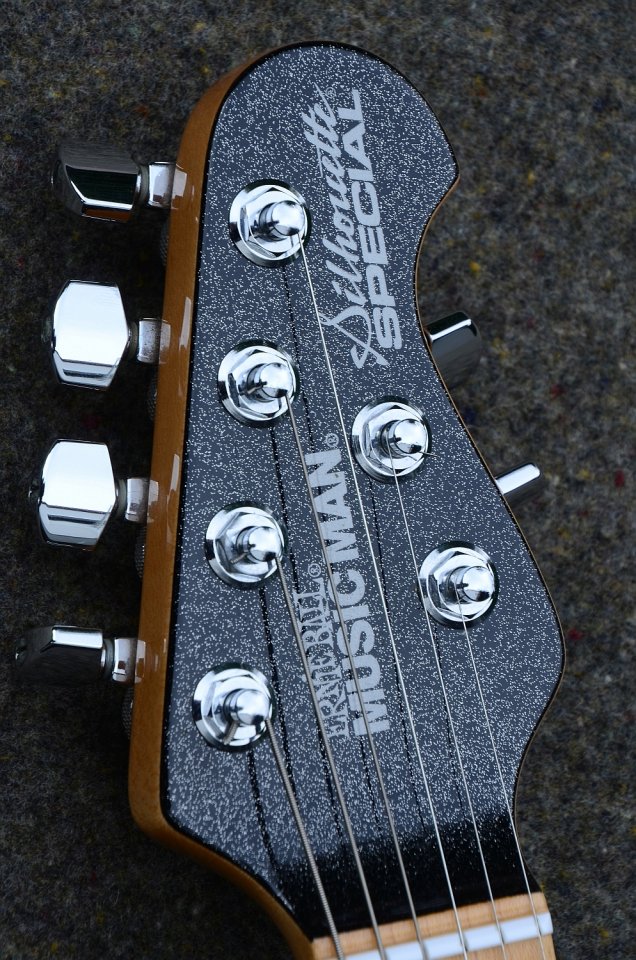 37 Musicman Silhouette Special 13.jpg