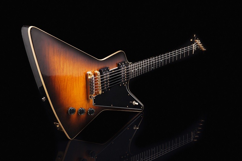 374676d1386285924-show-your-fav-guitar-munozphoto.com-explorer-11-edit-edit.jpg