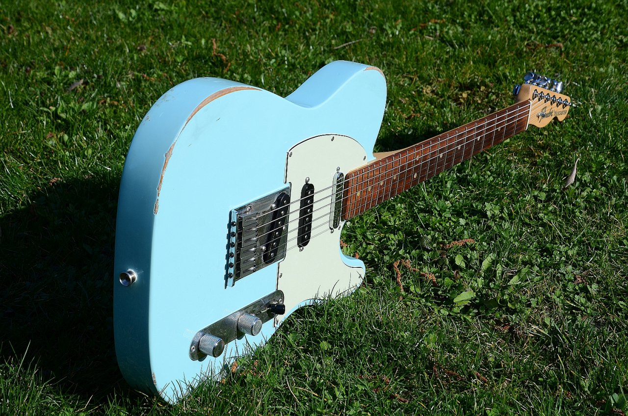 46 Fender Deluxe Nashville Telecaster 41.jpg