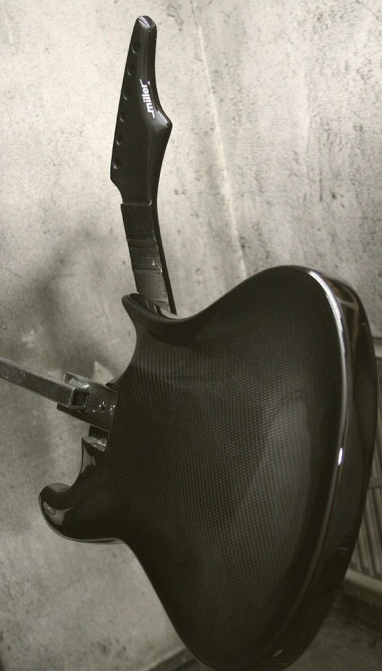 46 Miller Superstring 6 02.jpg