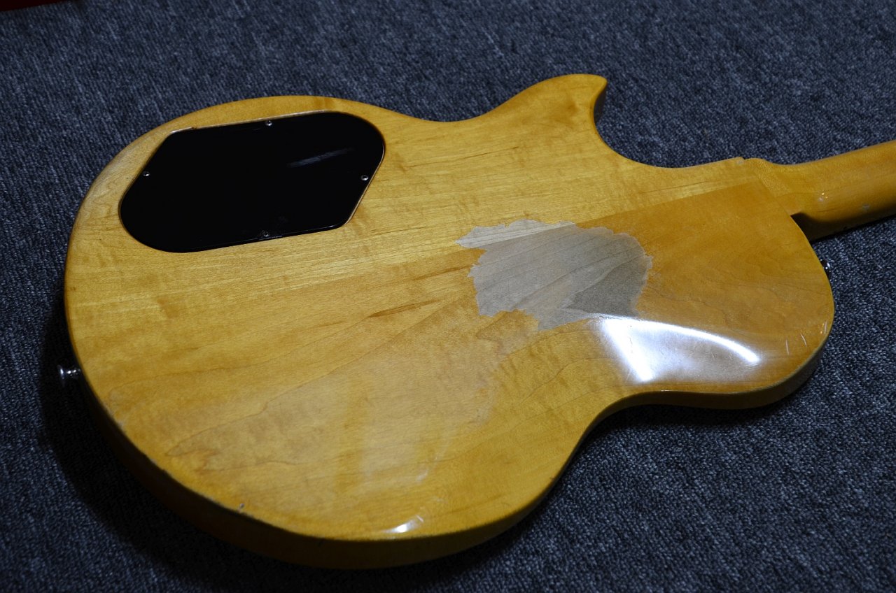 48 Gibson L6-S 1975 19.jpg