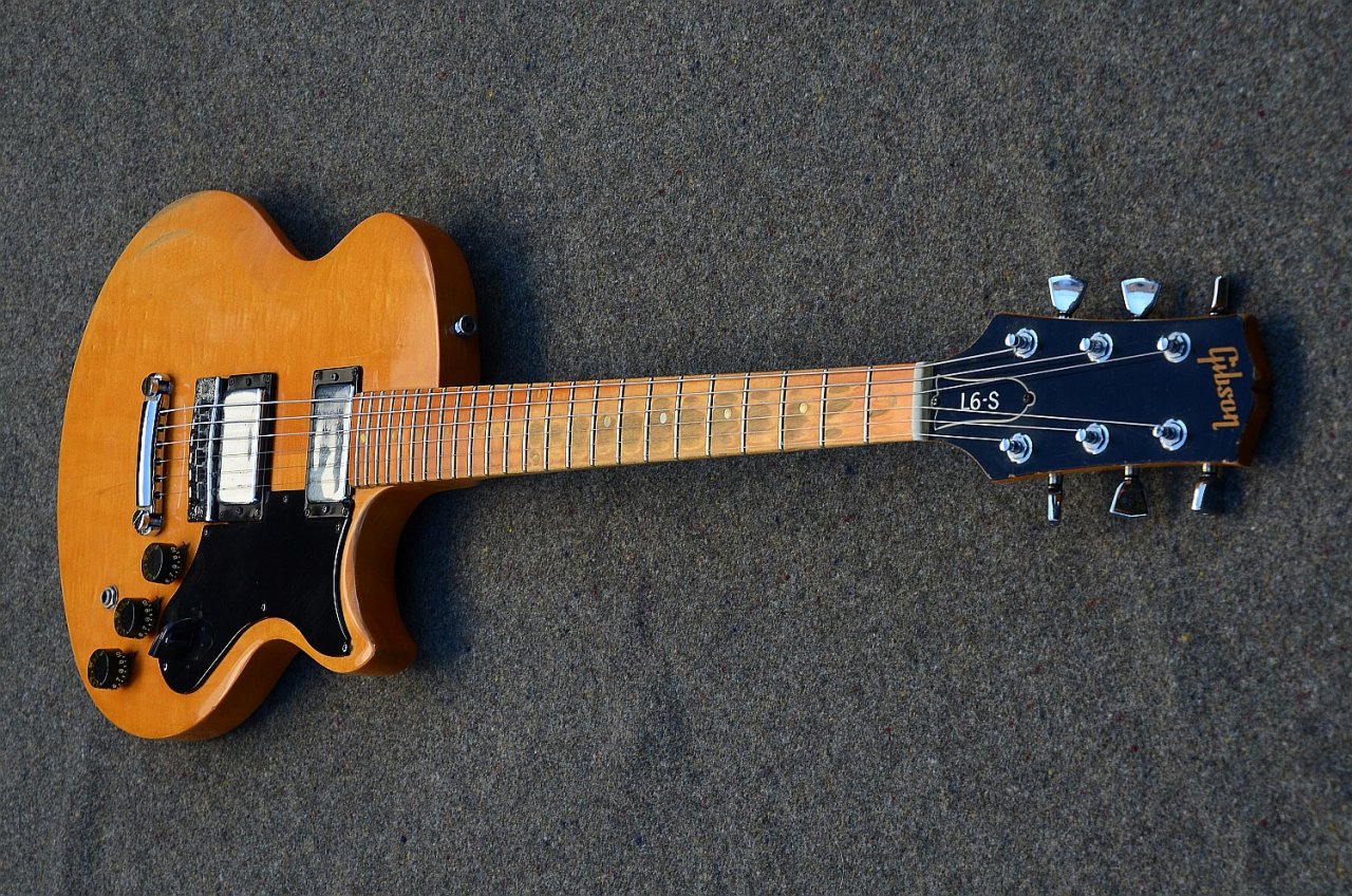 48 Gibson L6-S 1975 45.jpg