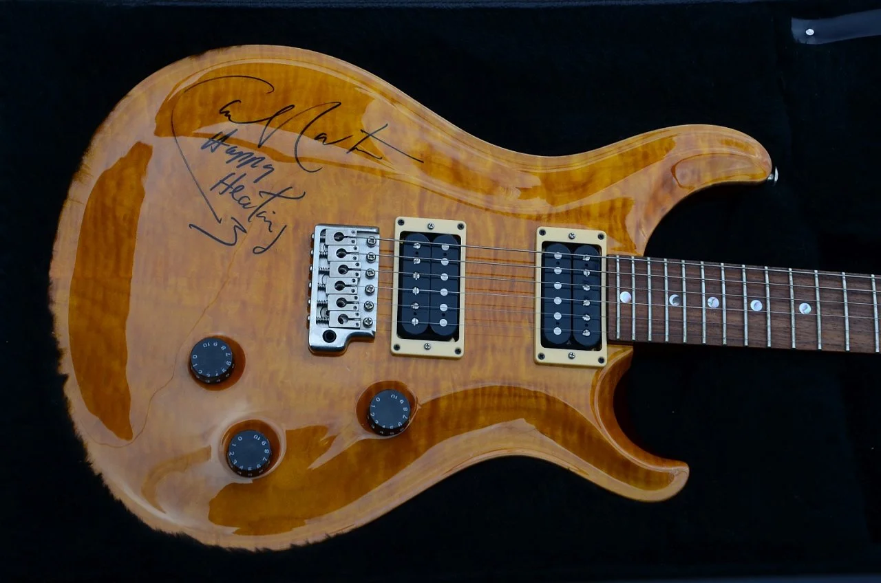 49 PRS Custom 24  Santana signed 02.jpg