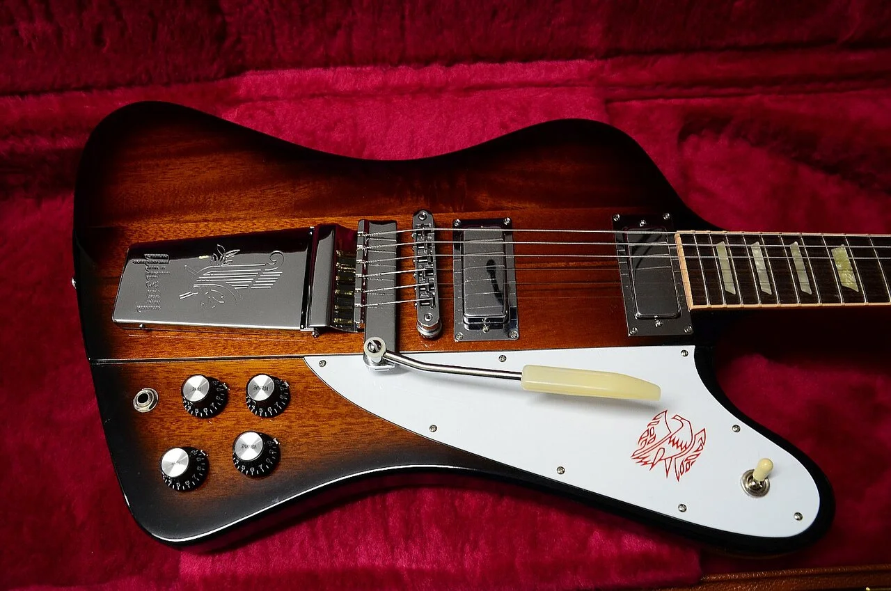 56 Gibson Firebird V Lyre Vibrola 2016 18.webp