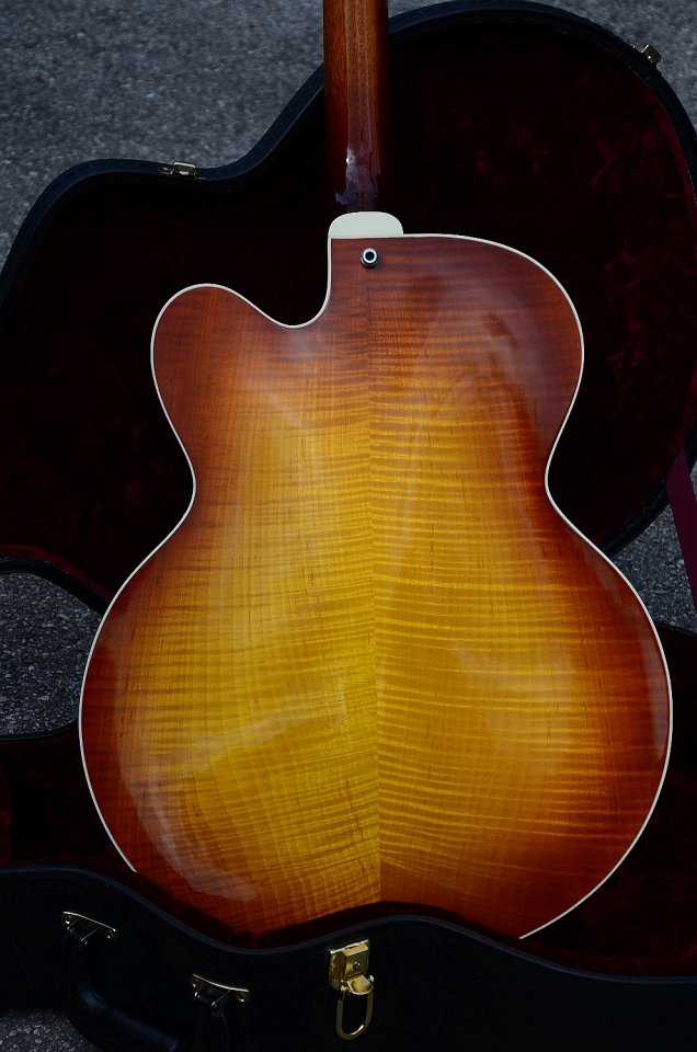 58 Gibson Venetian Solid Formed Archtop 41.jpg
