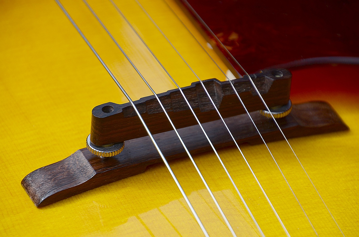 58 Gibson Venetian Solid Formed Archtop 51.jpg