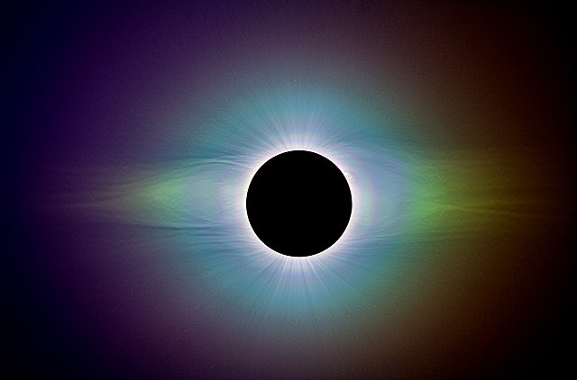 640px-Corona_details_ESA423296.jpg