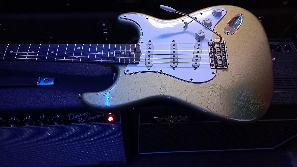 69 Fender Stratocaster 50th Anniversary Customshop relic 60 2004 33.webp