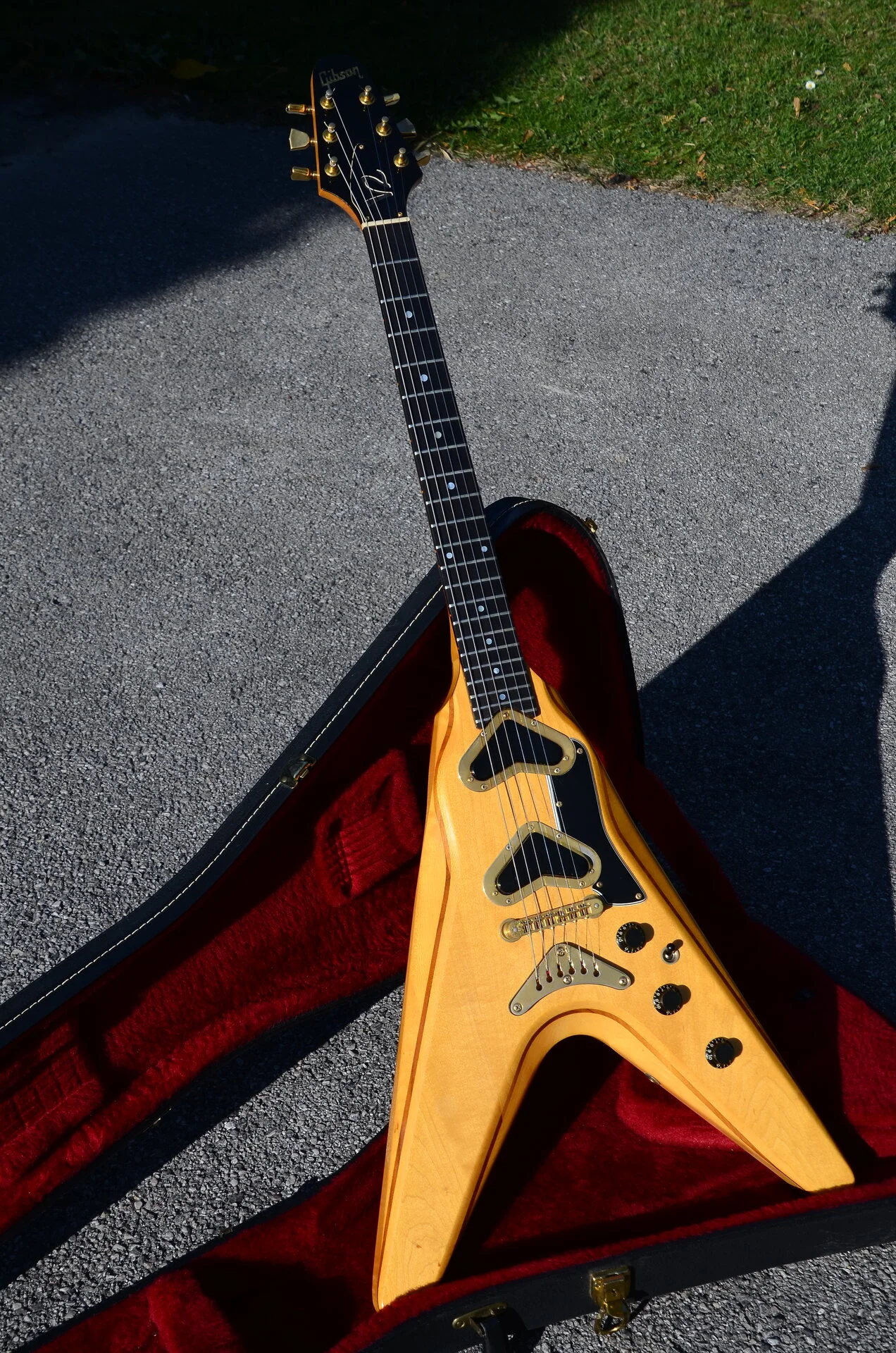 71 Gibson Flying V2 maple 14.webp