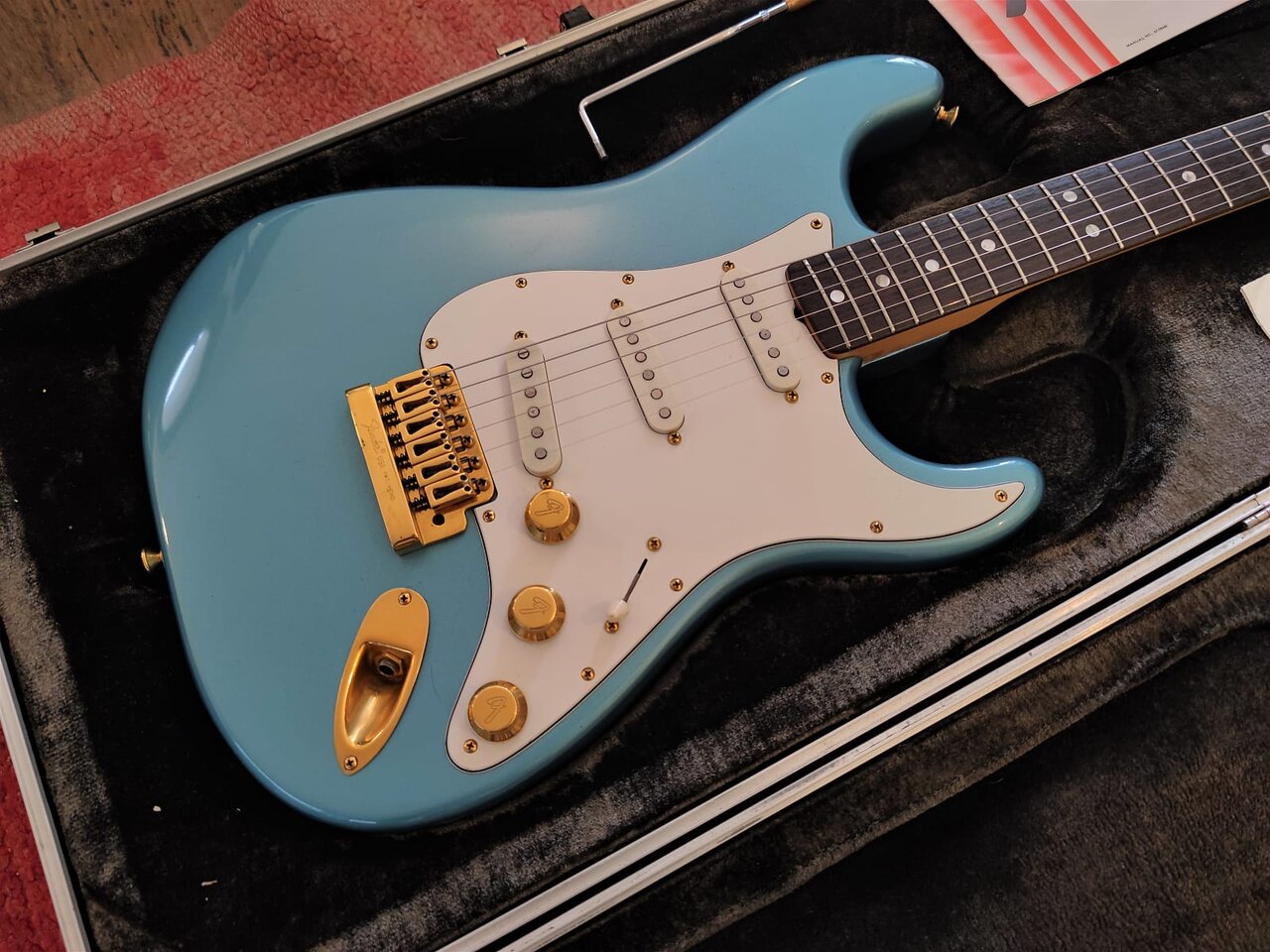 73 Fender The Strat 00 Reverb b.JPG