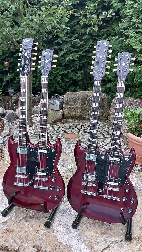 77 Doublenecks 46.webp