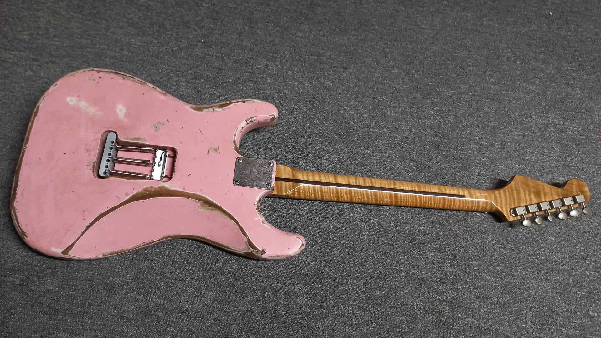 79 Partscaster 19.webp