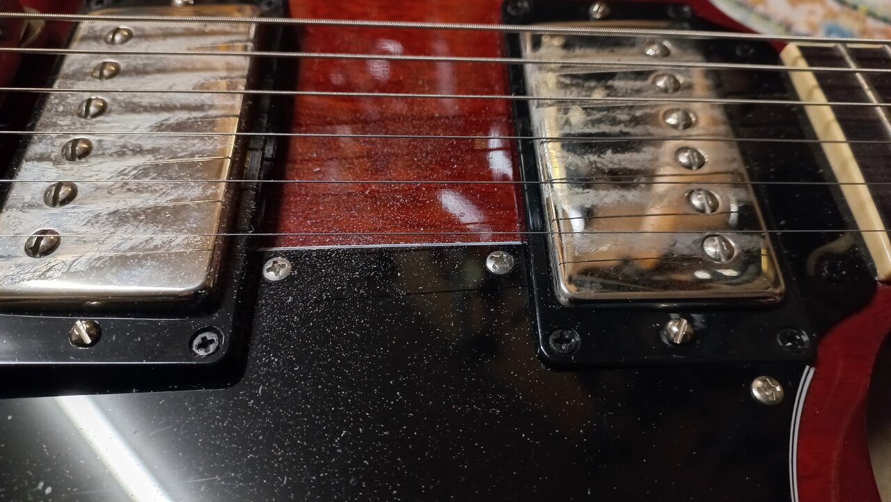 86 Gibson SG Standard 61 Maestro Vintage Cherry 60.jpg