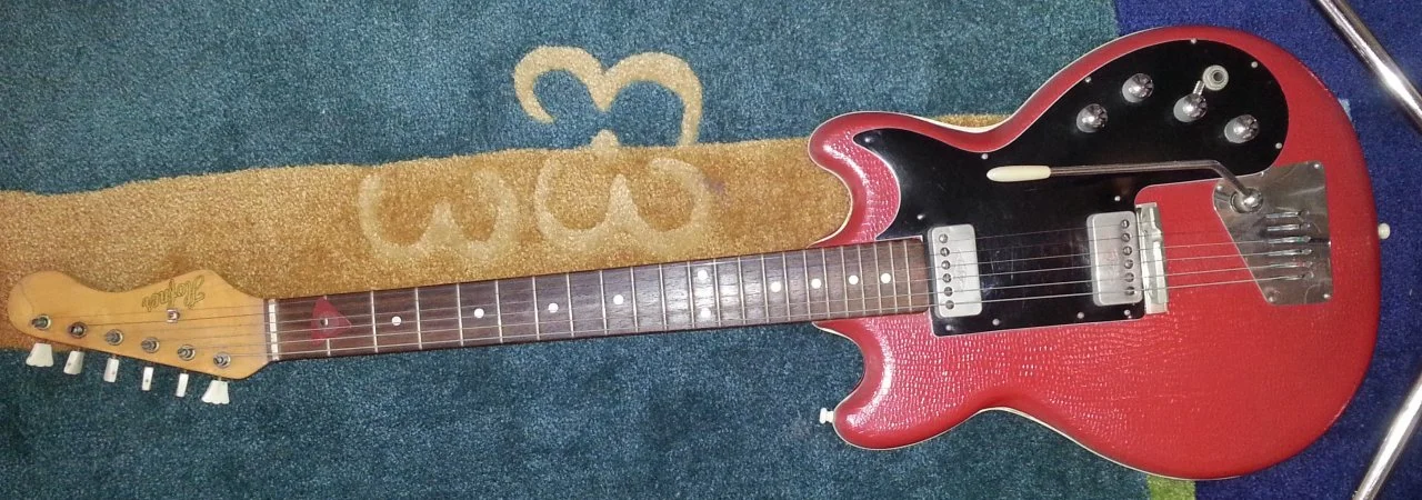 9 Hofner Colorama 164 (II).jpg